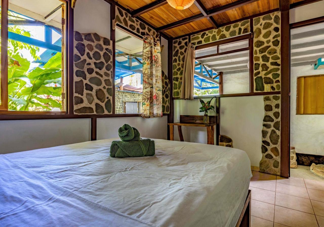 Uvita River Guesthouse Exteriör bild