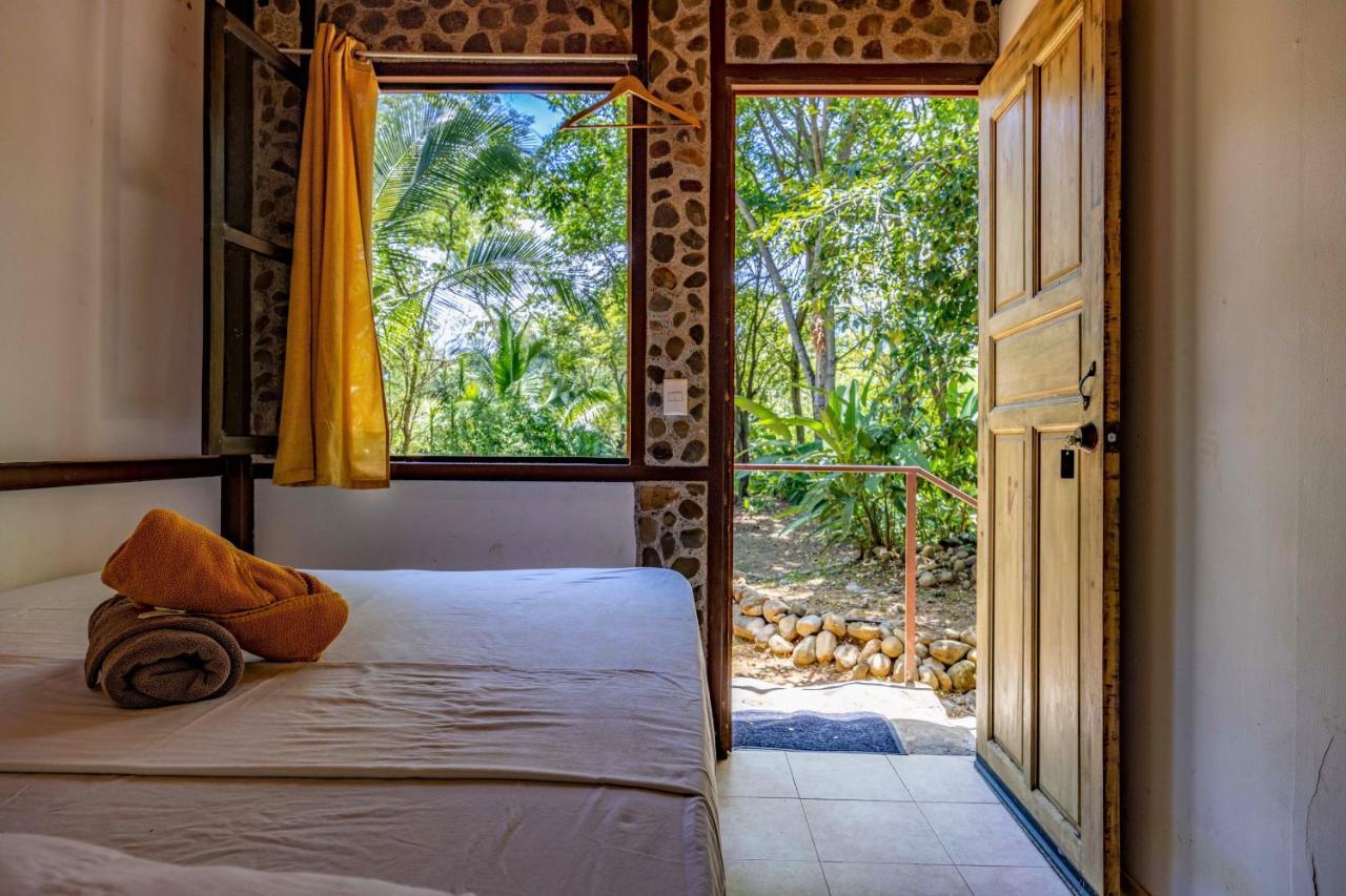 Uvita River Guesthouse Exteriör bild